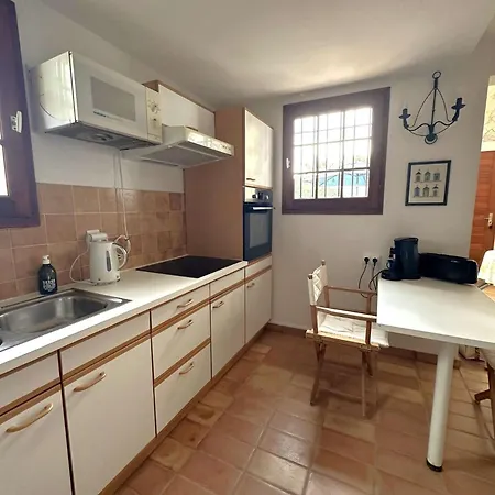 Hébergement de vacances Le Levant Maison Pour 6 Personnes à Proximité Du Golf De Valcros à Les Maures La Londe-les-Maures