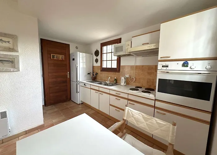 Villa Le Levant Maison Pour 6 Personnes à Proximité Du Golf De Valcros à La Londe Les Maures