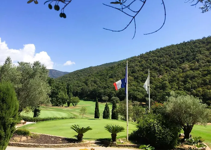 Villa Le Levant Maison Pour 6 Personnes à Proximité Du Golf De Valcros à La Londe Les Maures *